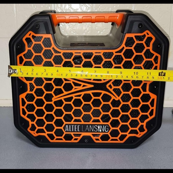 Altec Lansing Rugged Wireless Speaker - Black and Orange - Picture 9 of 10